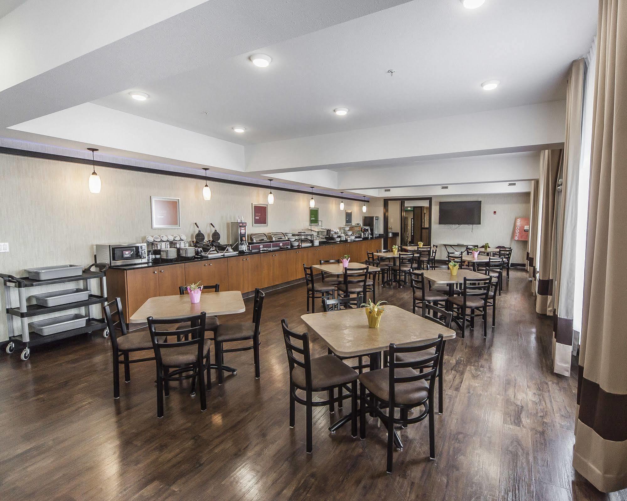 Comfort Inn & Suites Bonnyville Eksteriør bilde